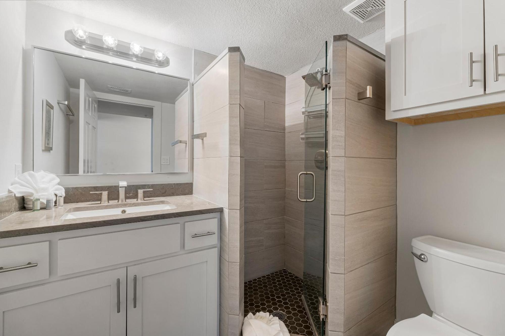 Pelican Beach Resort By Panhandle Getaways Destin Pokoj fotografie