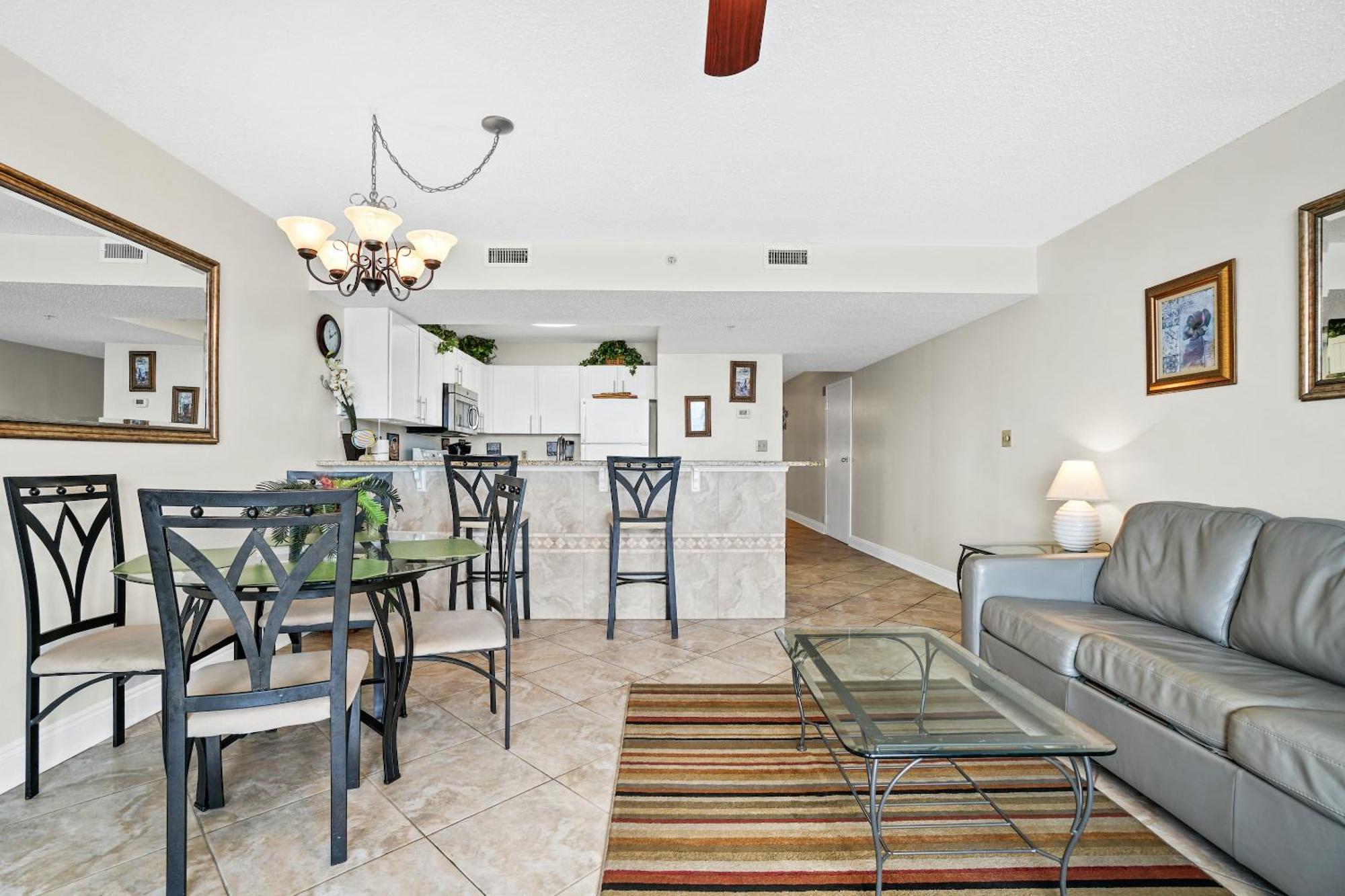 Pelican Beach Resort By Panhandle Getaways Destin Pokoj fotografie