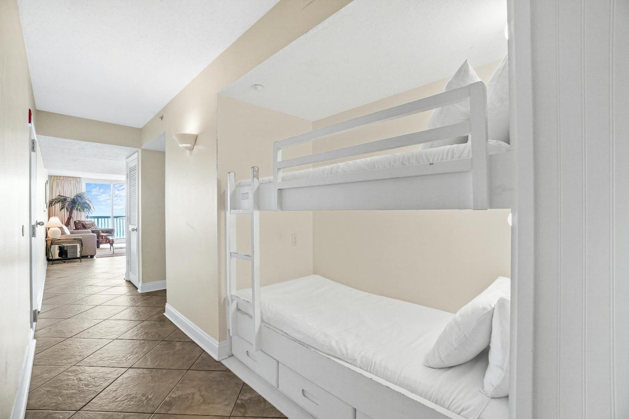 Pelican Beach Resort By Panhandle Getaways Destin Pokoj fotografie