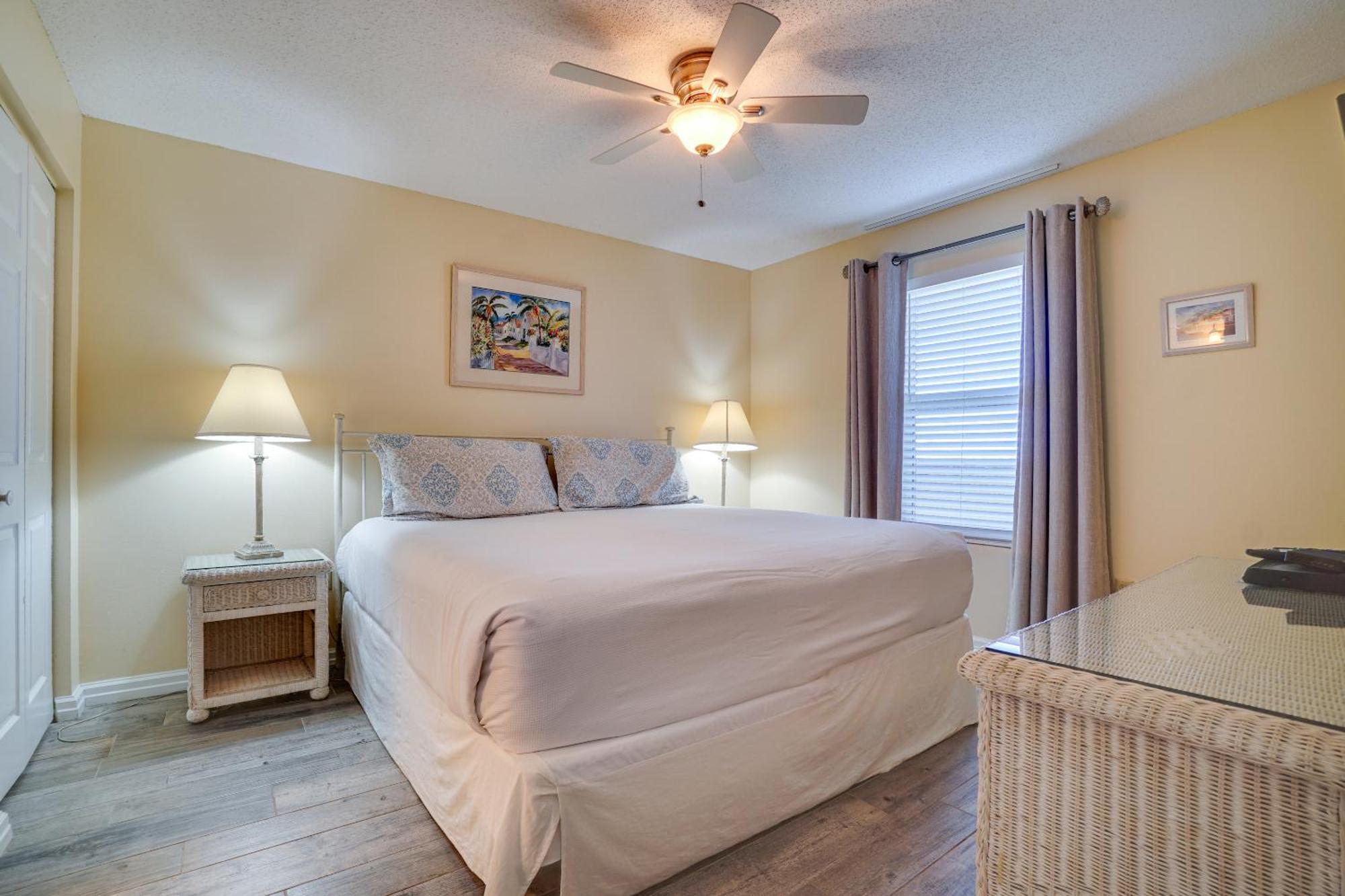 Pelican Beach Resort By Panhandle Getaways Destin Pokoj fotografie